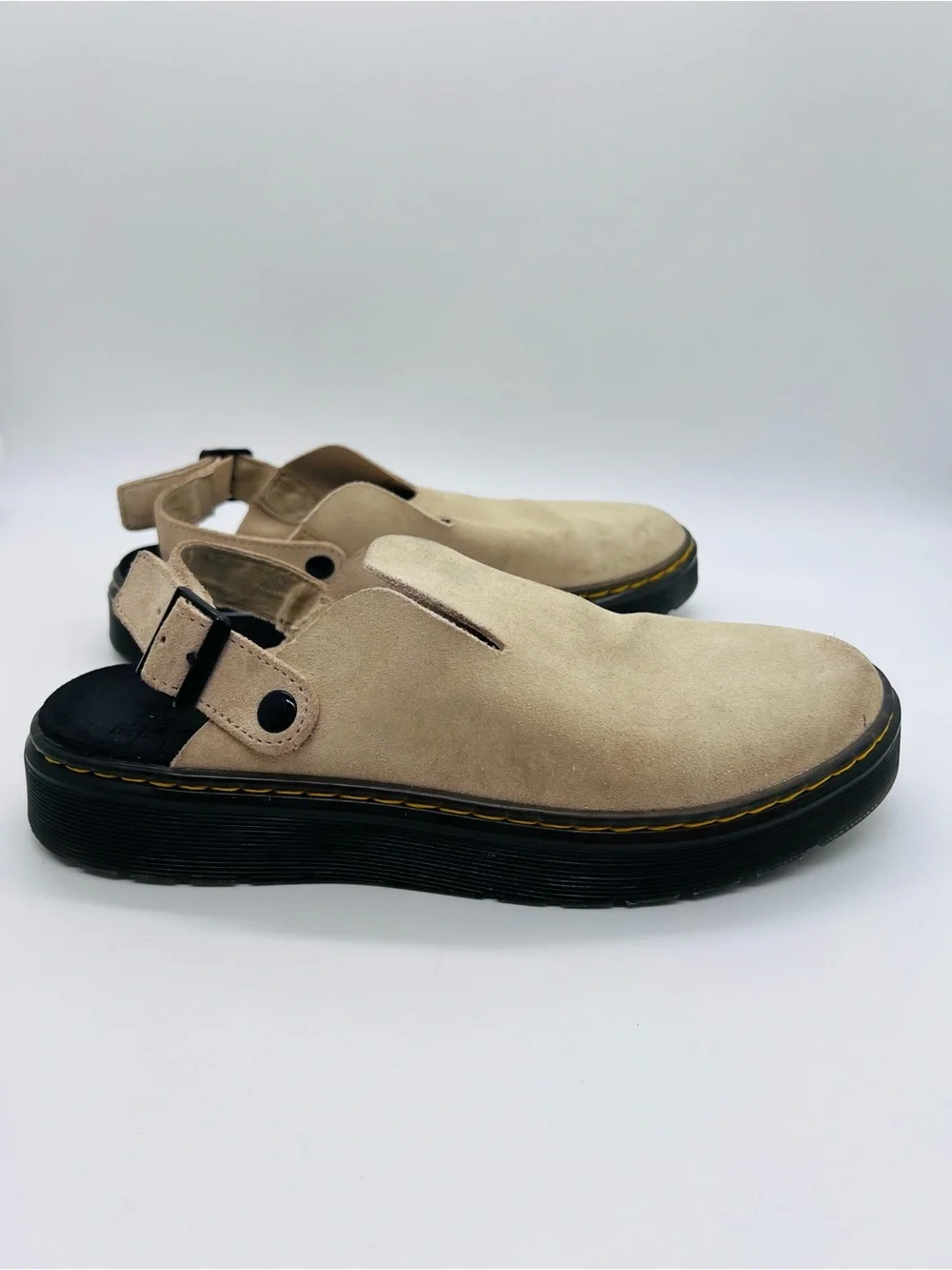 Dr. Martens classic dr